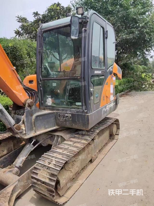 斗山DX60E-9CN挖掘机