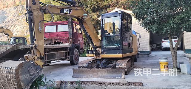 卡特彼勒CAT®305.5E2 小型液压挖掘机