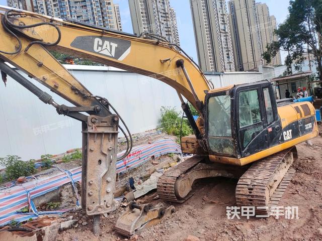 卡特彼勒320D液压挖掘机