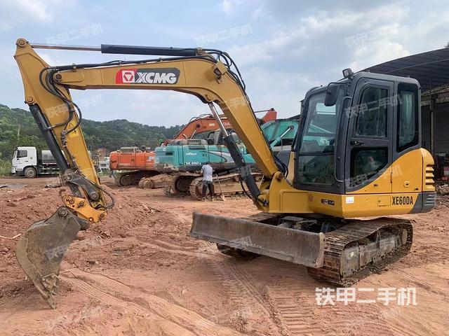 徐工XE60DA挖掘机