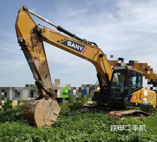 三一重工SY215C挖掘机