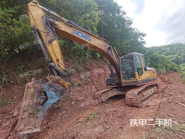 徐工XE200D挖掘机