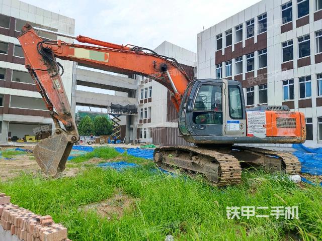 日立ZX200-3G挖掘机