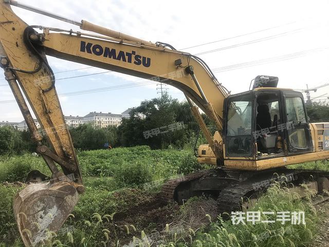 小松PC200-8M0挖掘机