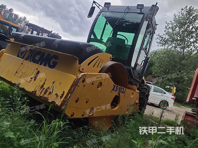 徐工XS100压路机