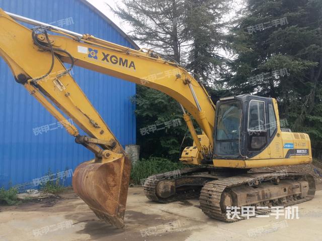 厦工XG822LC挖掘机