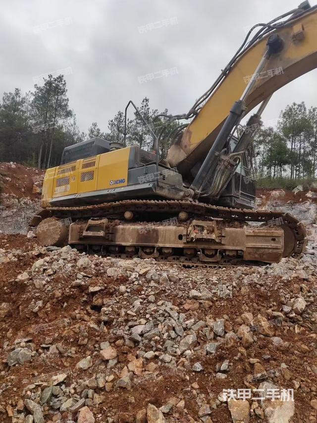 徐工XE470D挖掘机