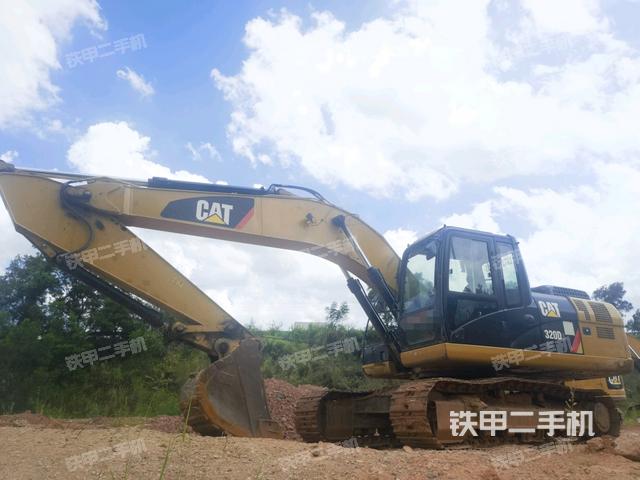 卡特彼勒320D2GC挖掘机