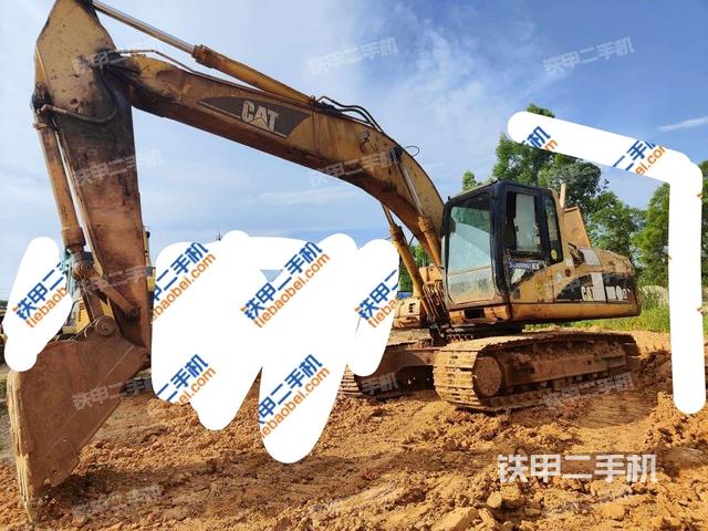 卡特彼勒320C挖掘机