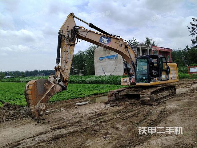 卡特彼勒新一代CAT®323 液压挖掘机