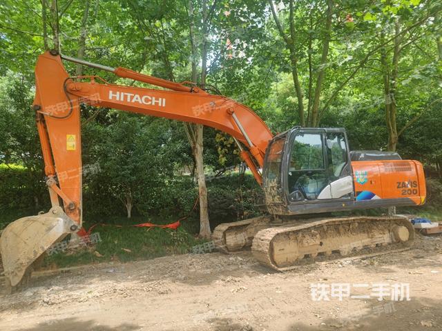 日立ZX200-5A挖掘机
