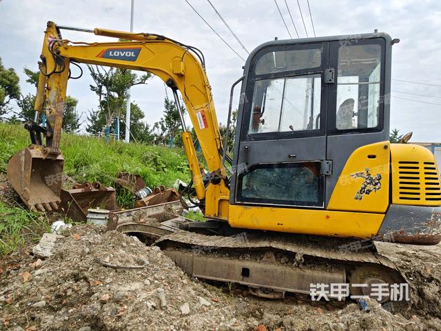 雷沃重工FR60E挖掘机