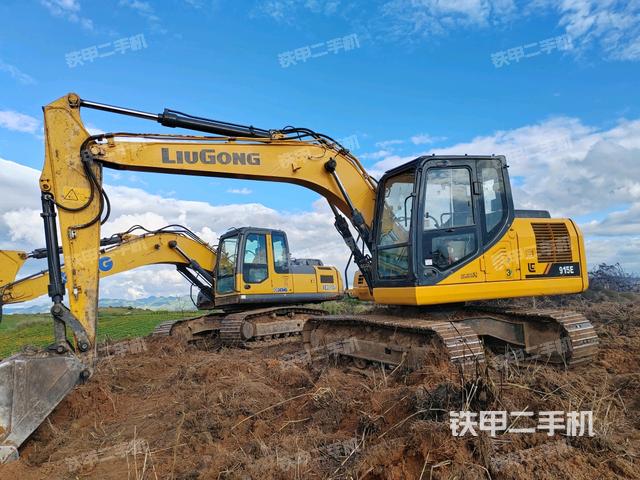 柳工CLG913E挖掘机