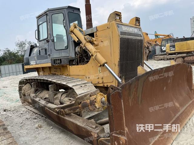 山推SD22推土机