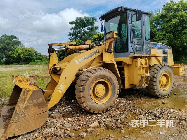 柳工CLG835装载机