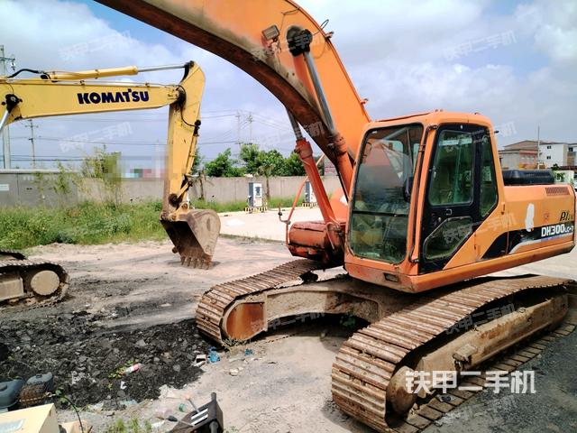 斗山DH258LC-7挖掘机