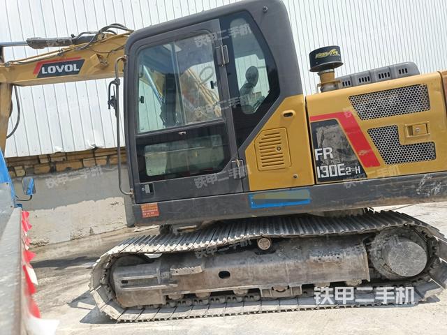 雷沃重工FR130E2-H挖掘机