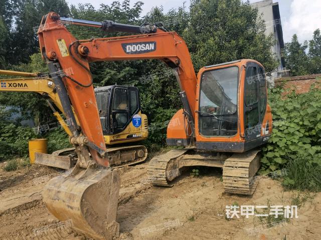 斗山DX75-9C挖掘机