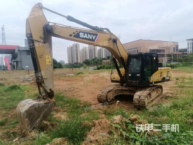 三一重工SY205C挖掘机