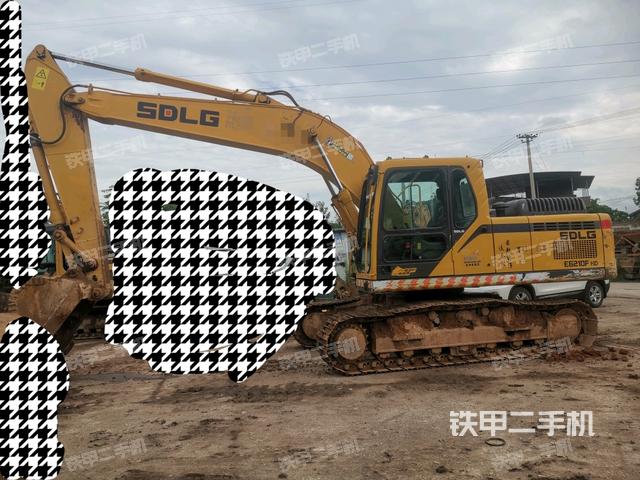 山东临工E6210F挖掘机