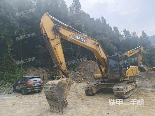 三一重工SY205C挖掘机