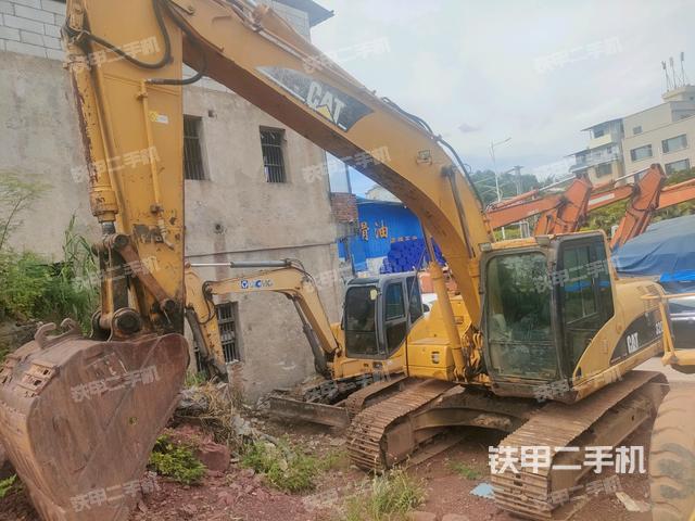 卡特彼勒320C挖掘机