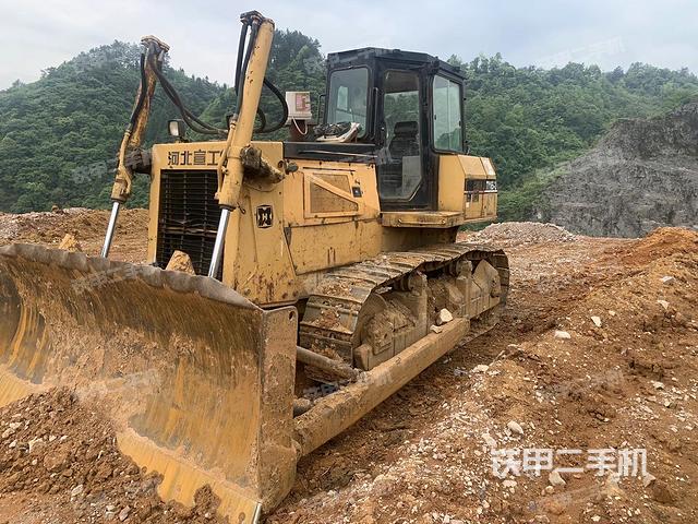 宣工TY165-2液力型推土机