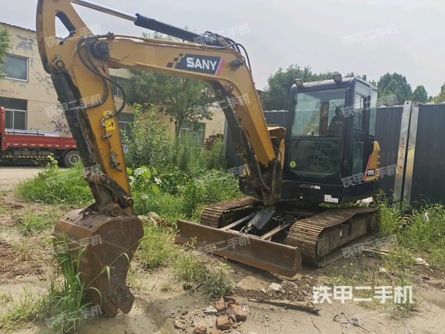 三一重工SY55C挖掘机