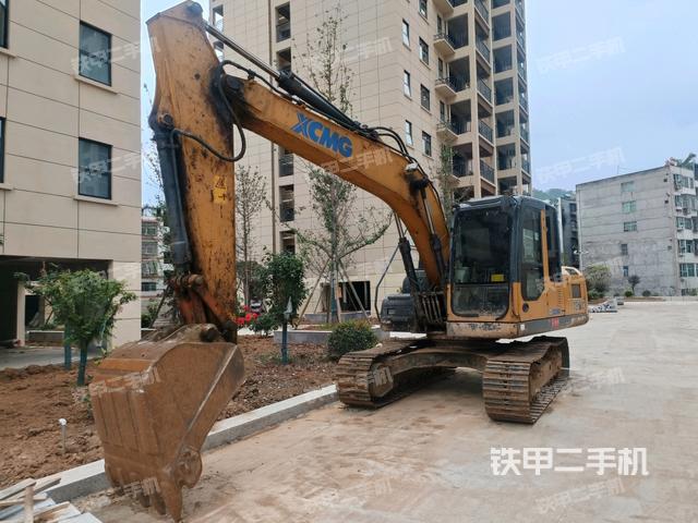 徐工XE135D挖掘机