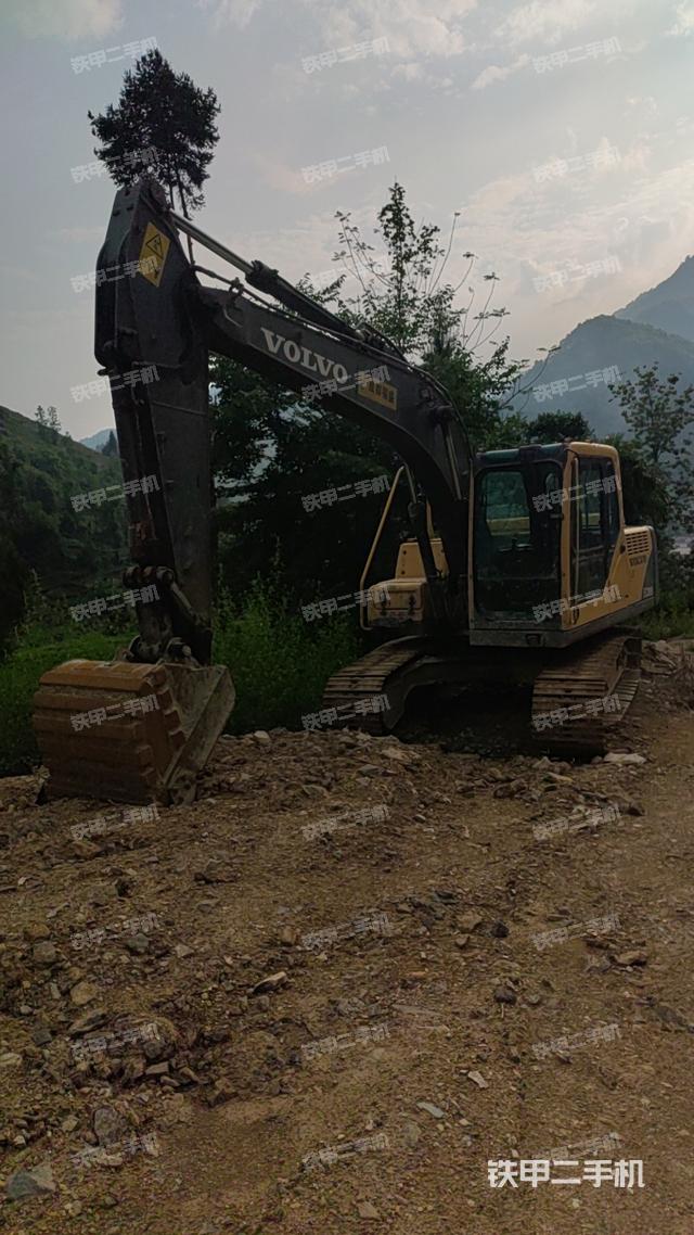 沃尔沃EC140BLC挖掘机