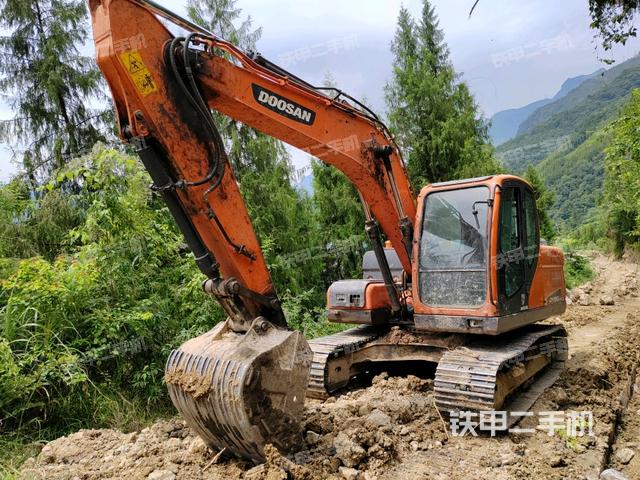 斗山DX150LC-9C挖掘机