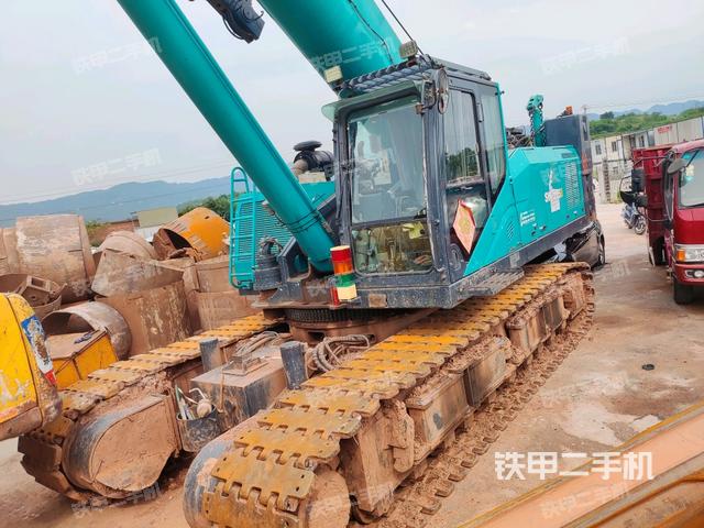 山河智能SWTC75B伸缩臂起重机