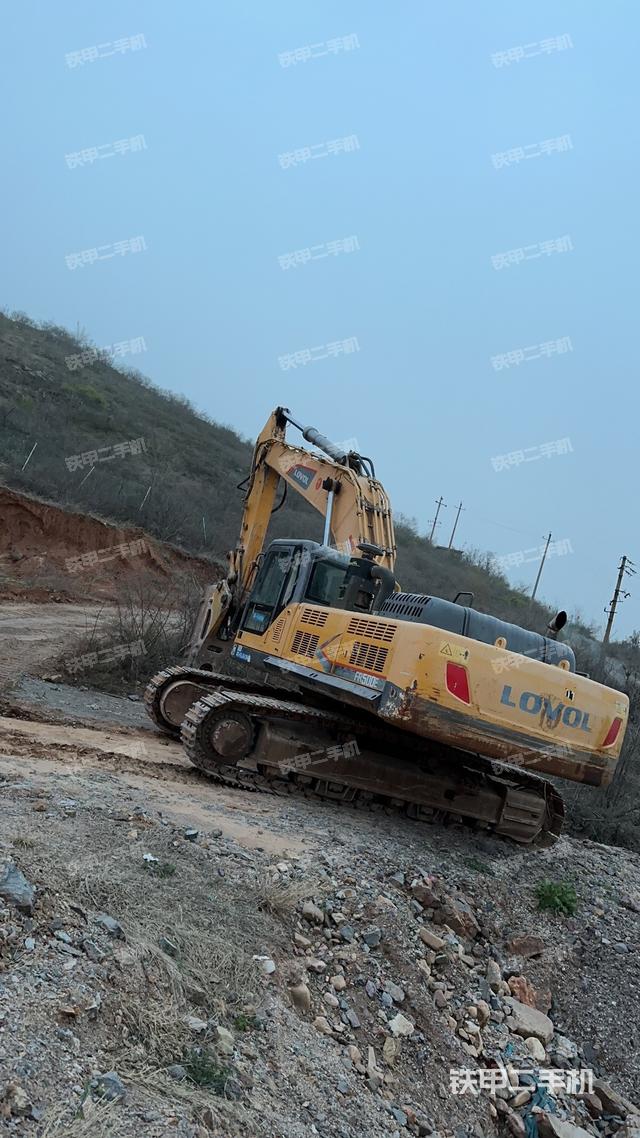 雷沃重工FR480E挖掘机