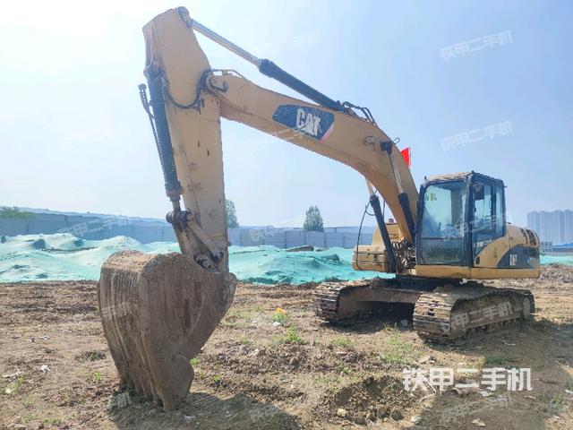 卡特彼勒320D液压挖掘机