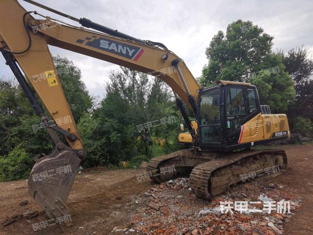 三一重工SY205C挖掘机
