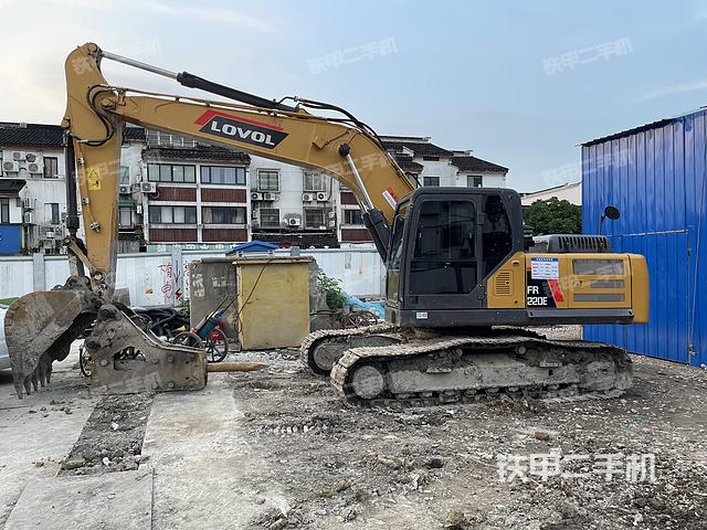 雷沃重工FR220E挖掘机