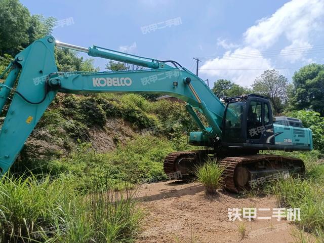神钢SK460-8挖掘机