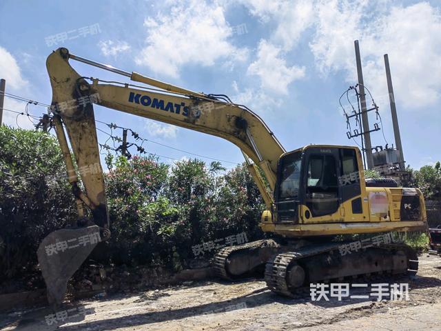 小松PC210-8M0挖掘机