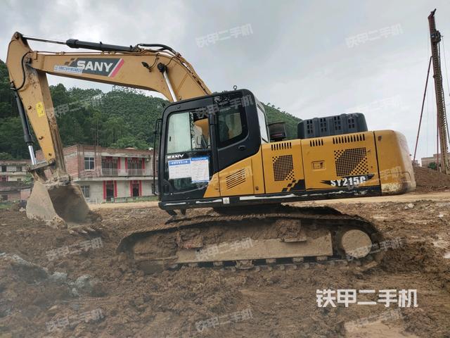 三一重工SY205C挖掘机