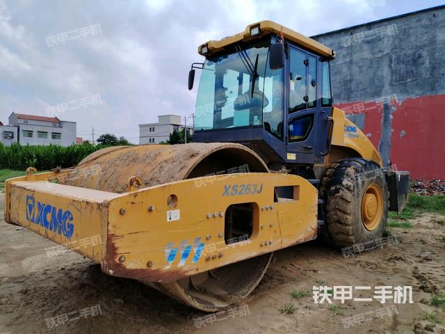 徐工XS263J压路机