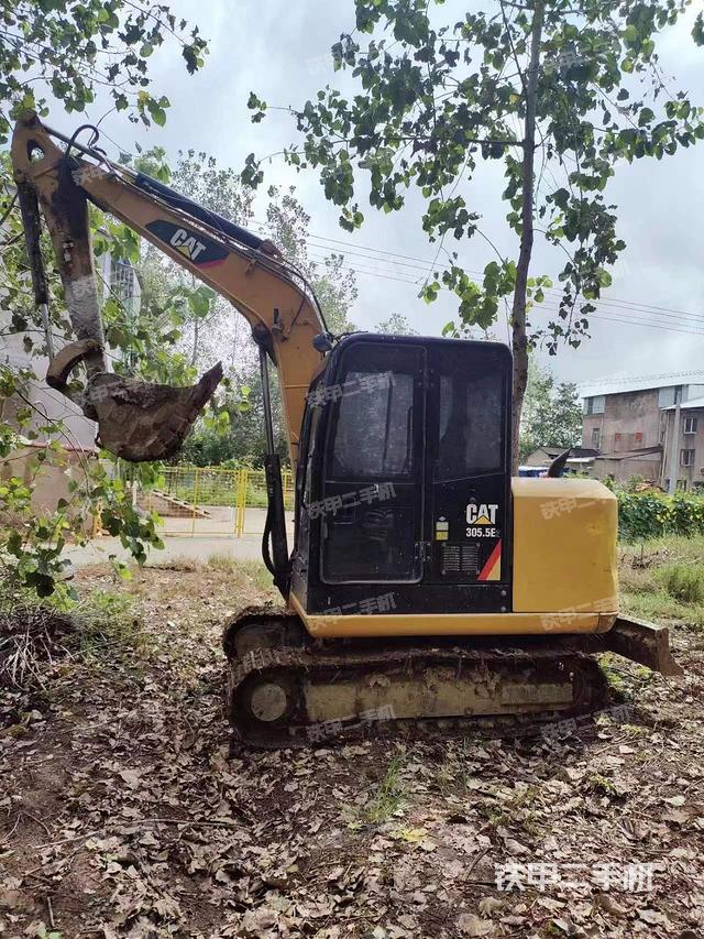 卡特彼勒CAT®305.5E2 小型液压挖掘机