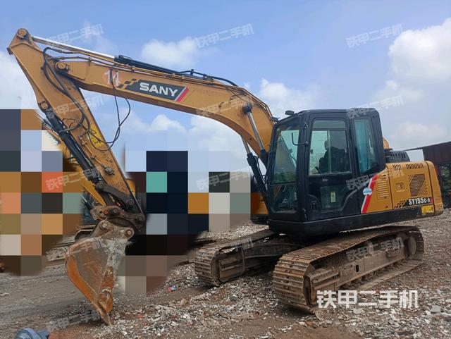 三一重工SY135C挖掘机