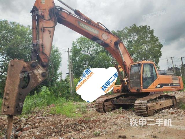 斗山DH420LC-7挖掘机