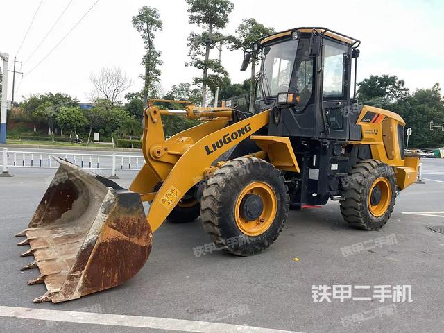 柳工CLG835H装载机