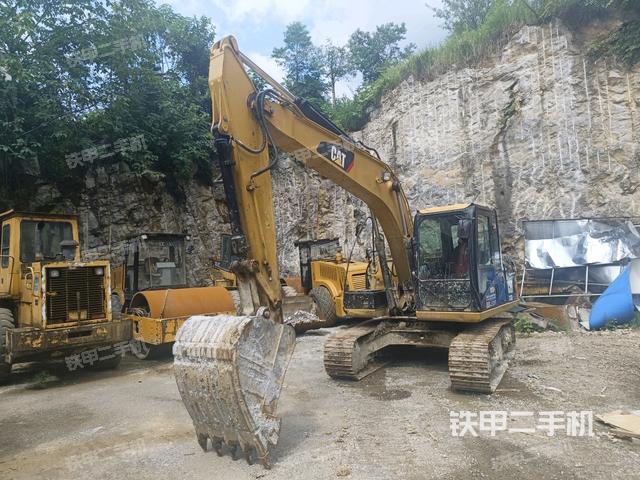 卡特彼勒CAT®313D2 GC 小型液压挖掘机