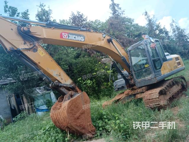 徐工XE200DA挖掘机
