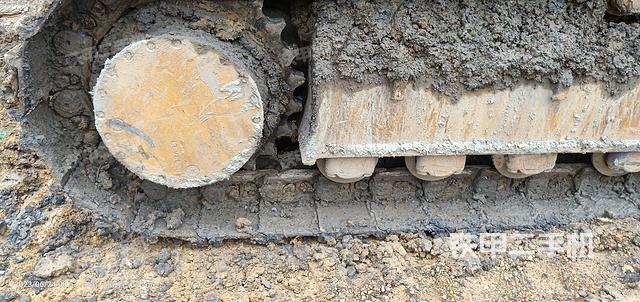 单侧履带整体（整机外观）