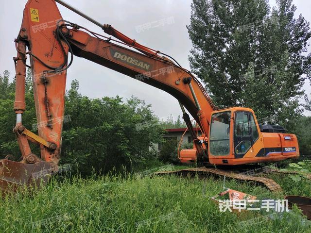 斗山DH370LC-7挖掘机