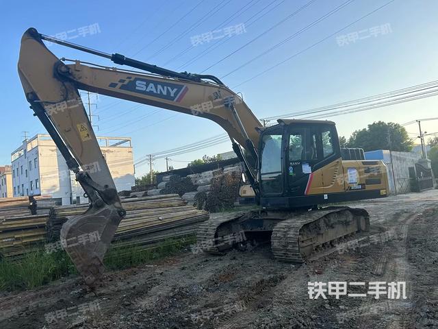 三一重工SY205C挖掘机