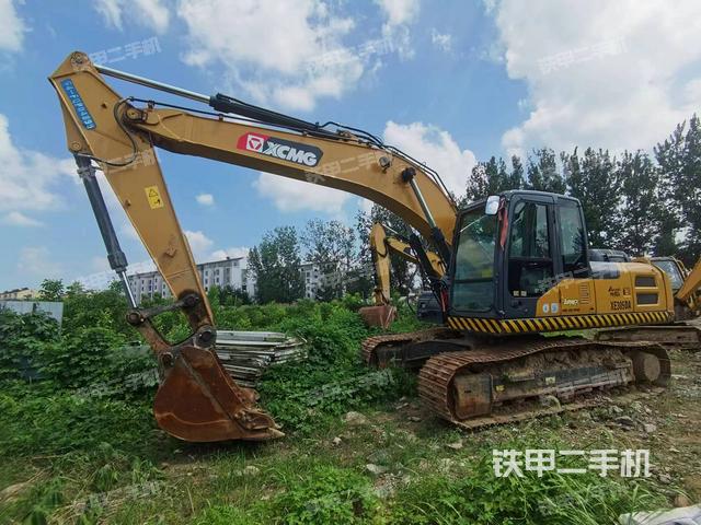 徐工XE200DA挖掘机